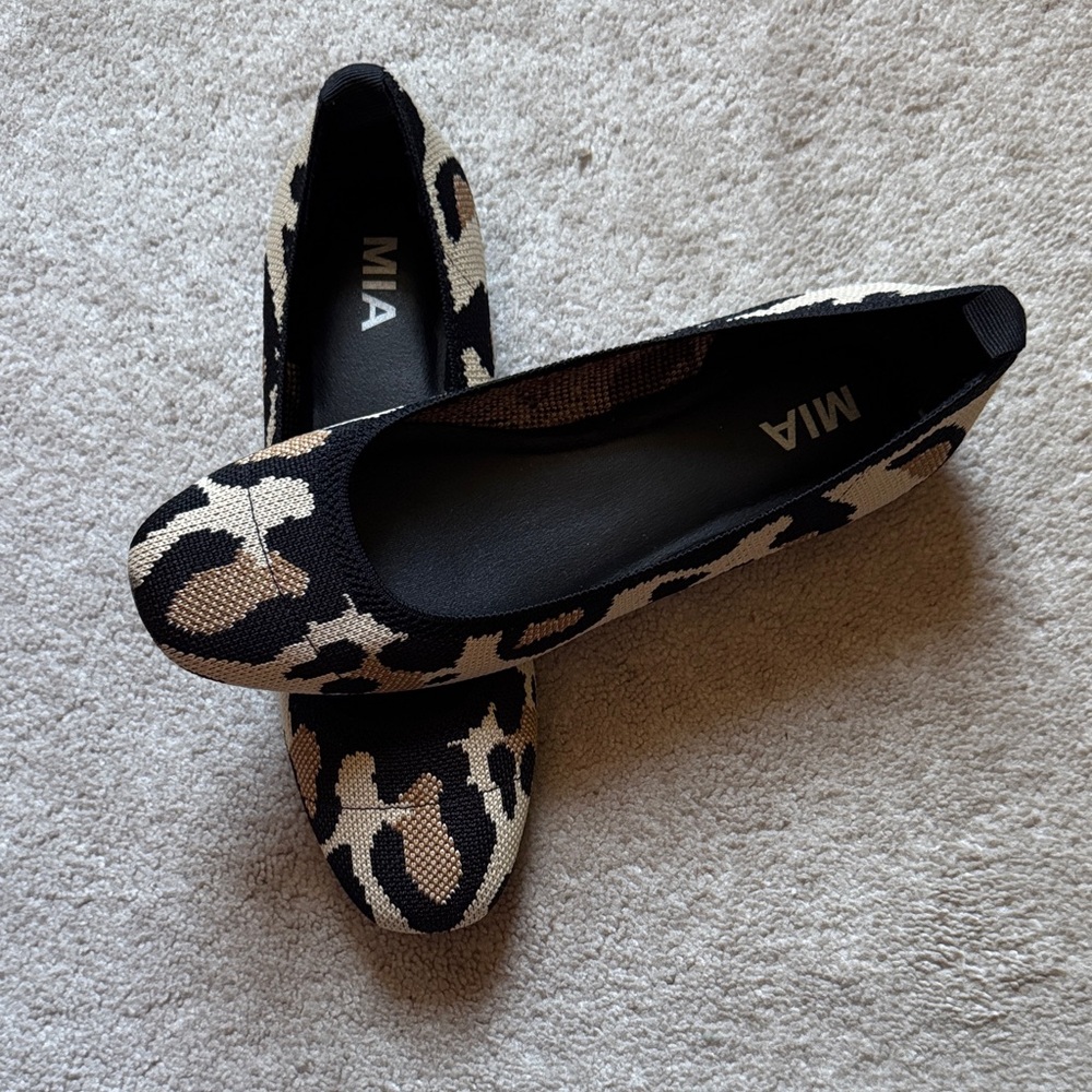 MIA Black and Tan Animal Print Flats